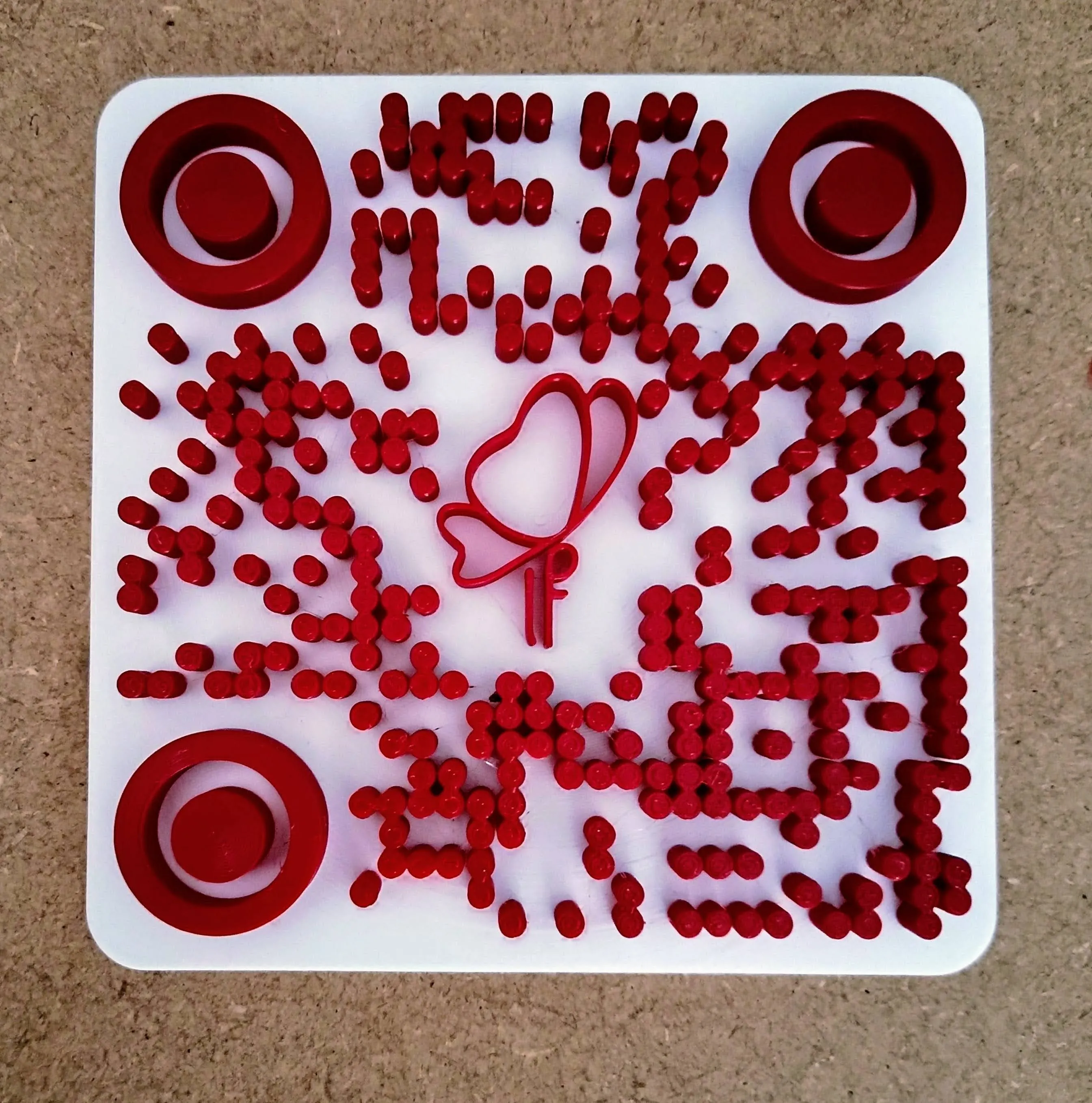 Cartelería 3D con código QR