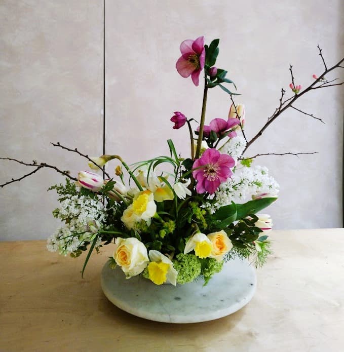 Decoración de mesa estilo jardín